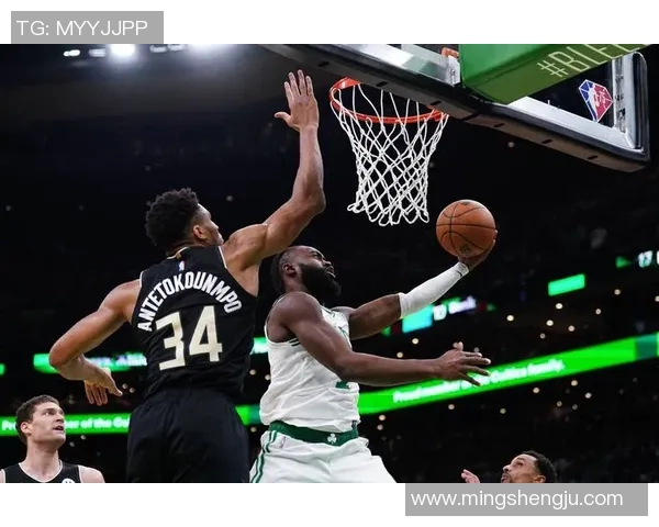 NBA篮球明星独特庆祝方式盘点让你领略赛场激情与个性魅力